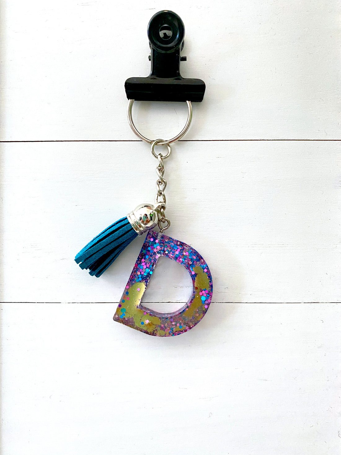 Purple Gold Glitter Initial Keychain – Bloomville Cottage Boutique